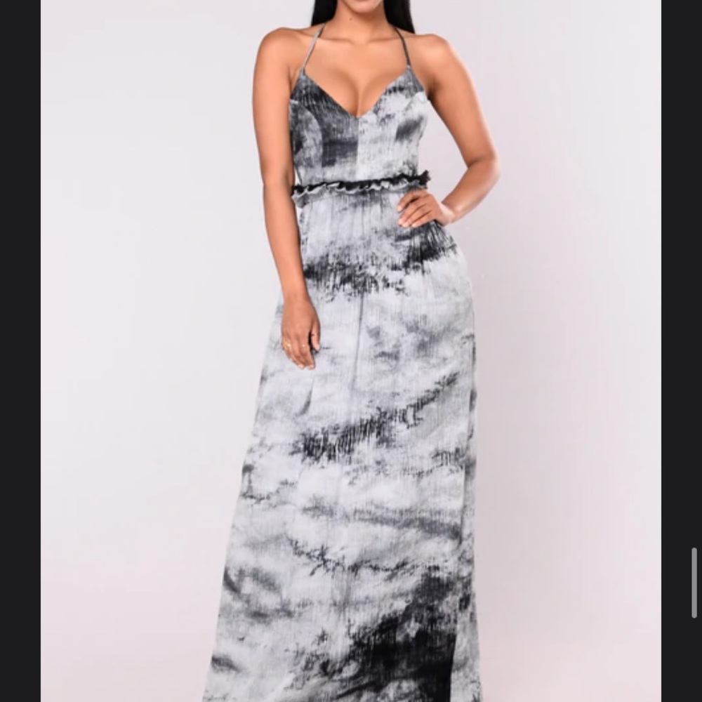 Fashion Nova Maxi Dress